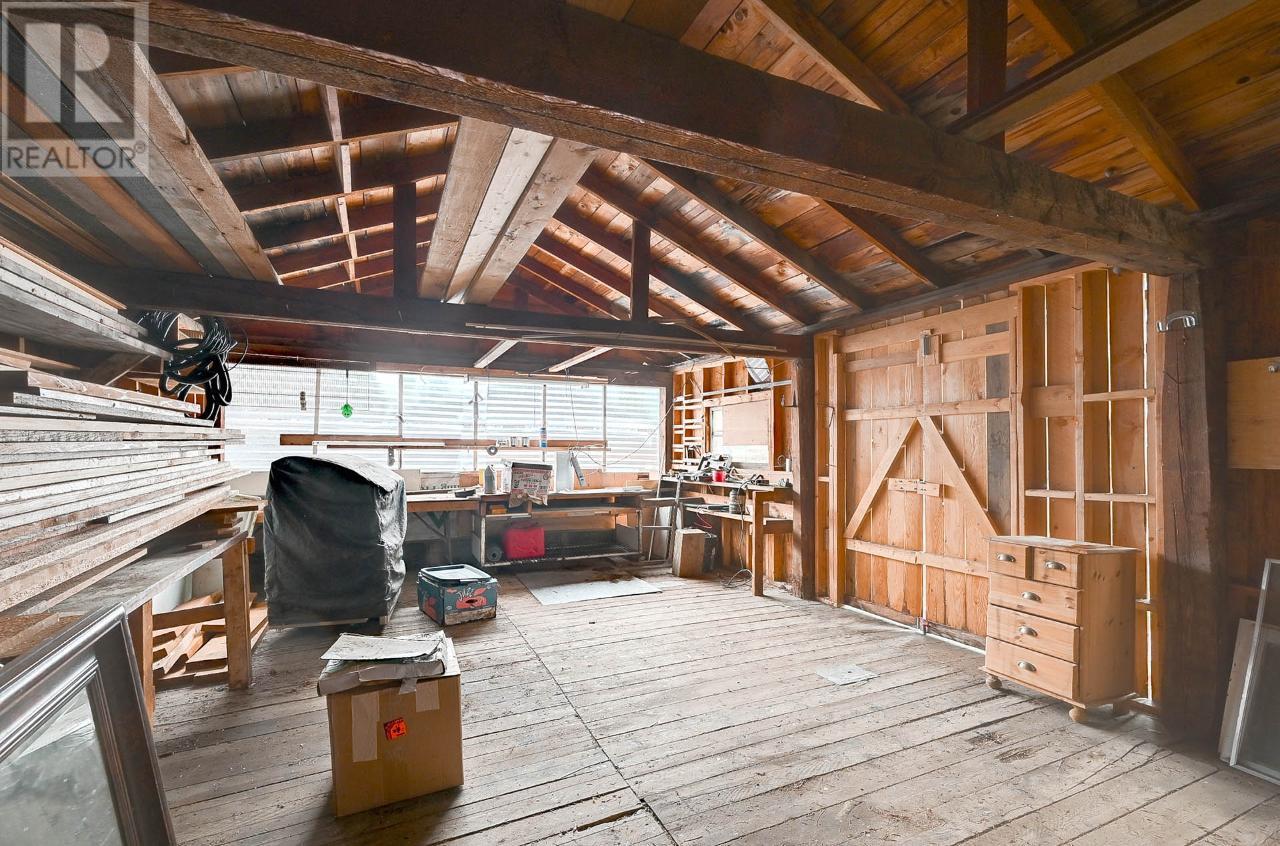 For sale 381 VAVENBY BRIDGE RD, Clearwater, British Columbia 175886