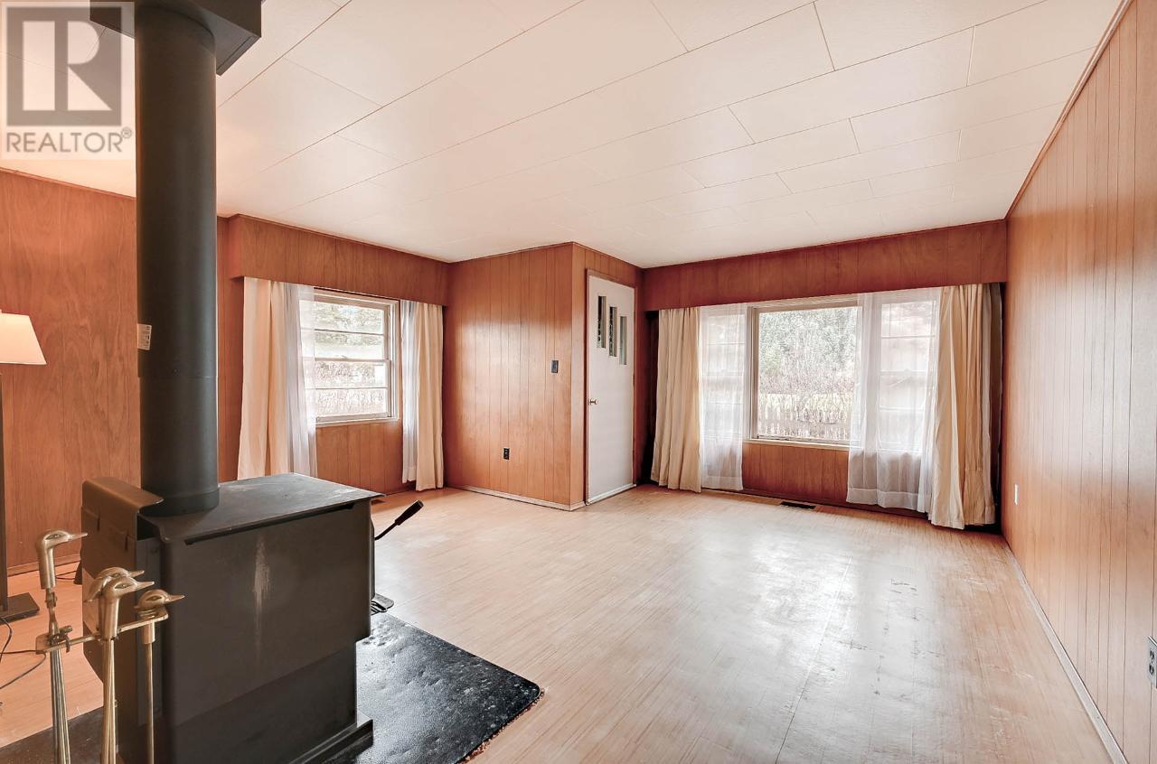 For sale 381 VAVENBY BRIDGE RD, Clearwater, British Columbia 175886