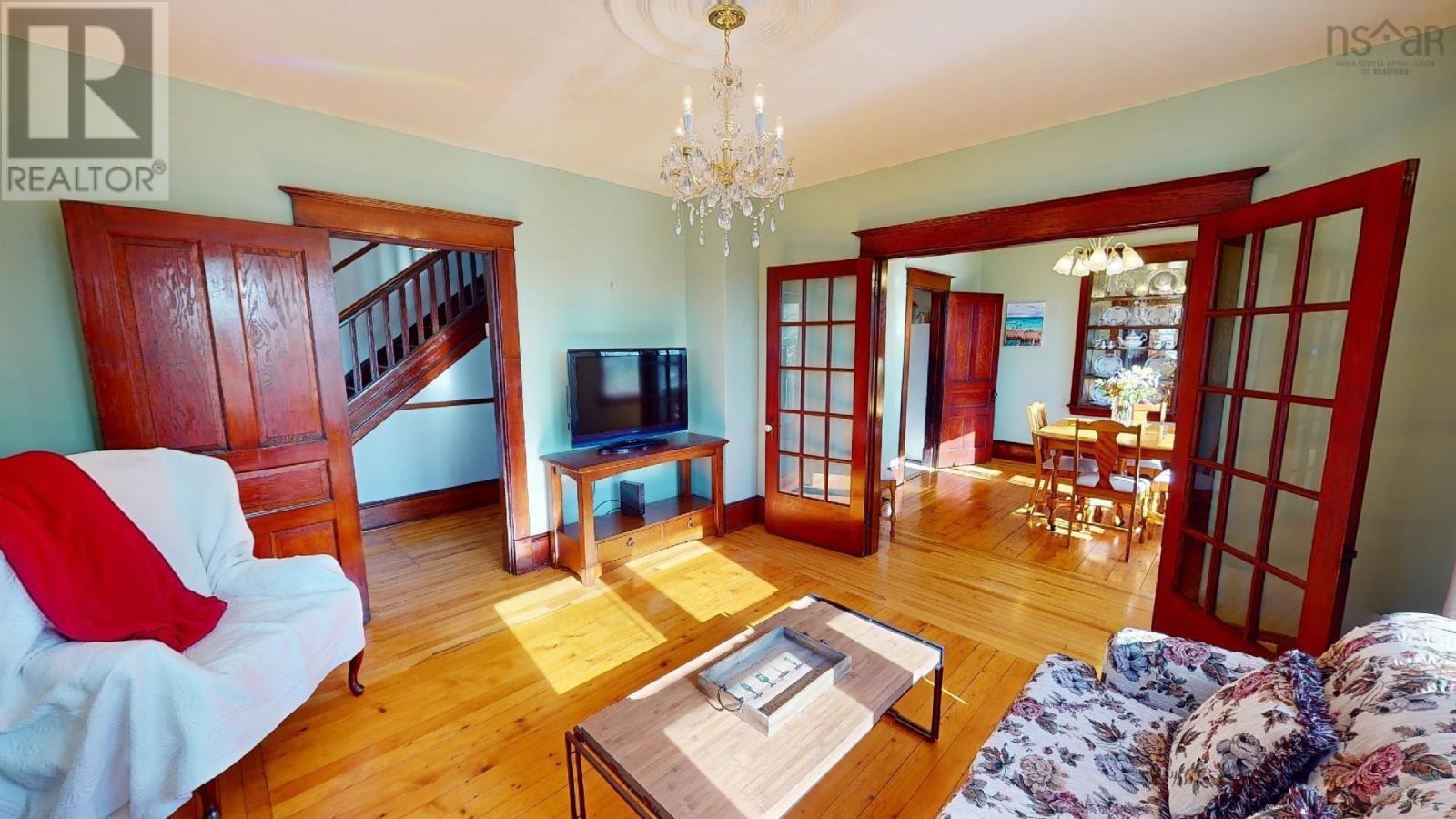 For sale 39 Howard Avenue, Eastern Passage, Nova Scotia B3G1M5 202323259 REALTOR.ca