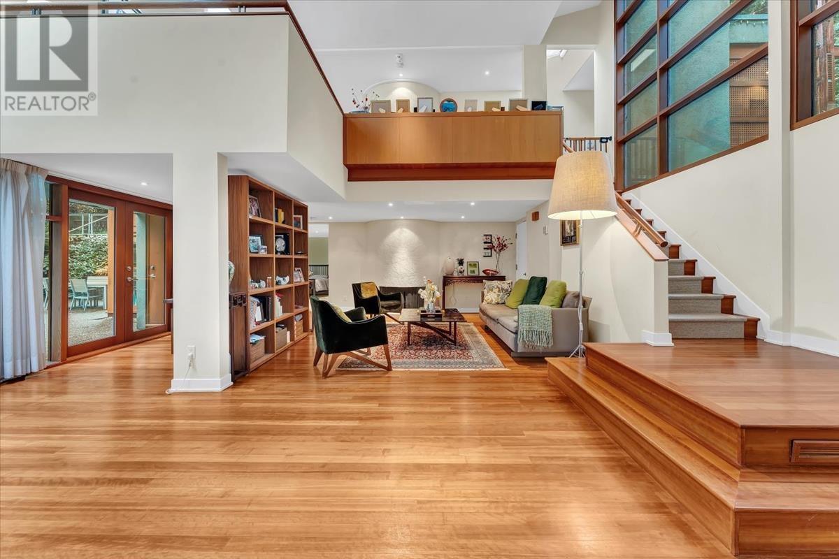 For rent 118 STEVENS DRIVE, West