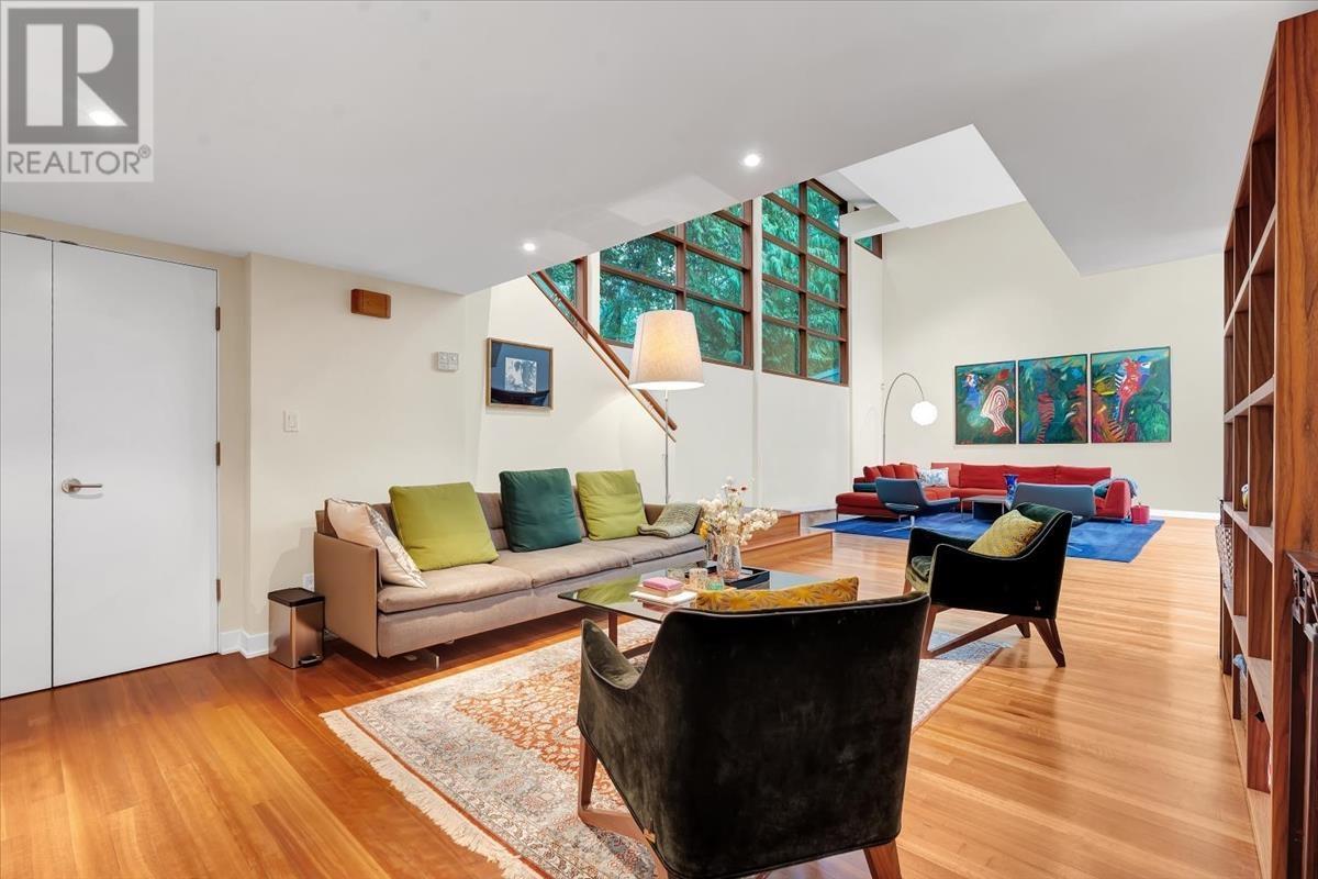 For rent 118 STEVENS DRIVE, West Vancouver, British Columbia V7S1C4 R2834892 REALTOR.ca For rent 118 STEVENS DRIVE, West Vancouver, British Columbia V7S1C4 R2834892 REALTOR.ca