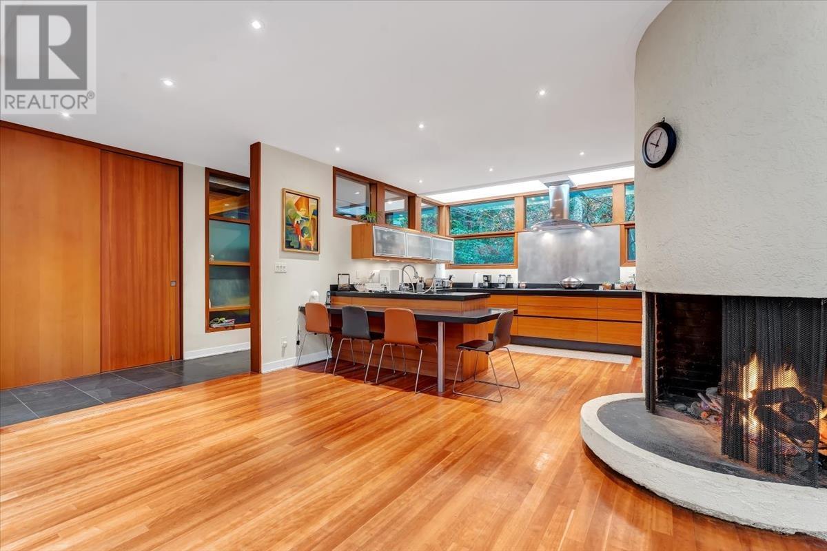 For rent 118 STEVENS DRIVE, West Vancouver, British Columbia V7S1C4 R2834892 REALTOR.ca For rent 118 STEVENS DRIVE, West Vancouver, British Columbia V7S1C4 R2834892 REALTOR.ca