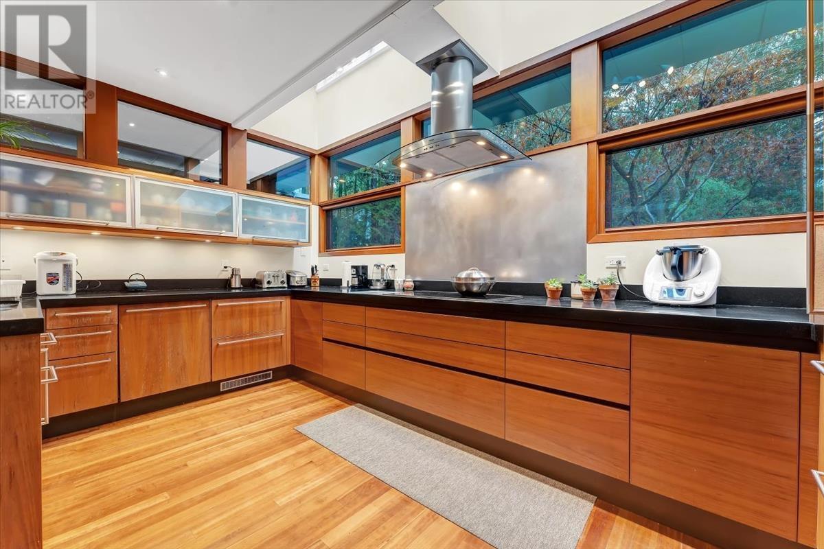 For rent 118 STEVENS DRIVE, West Vancouver, British Columbia V7S1C4 R2834892 REALTOR.ca For rent 118 STEVENS DRIVE, West Vancouver, British Columbia V7S1C4 R2834892 REALTOR.ca