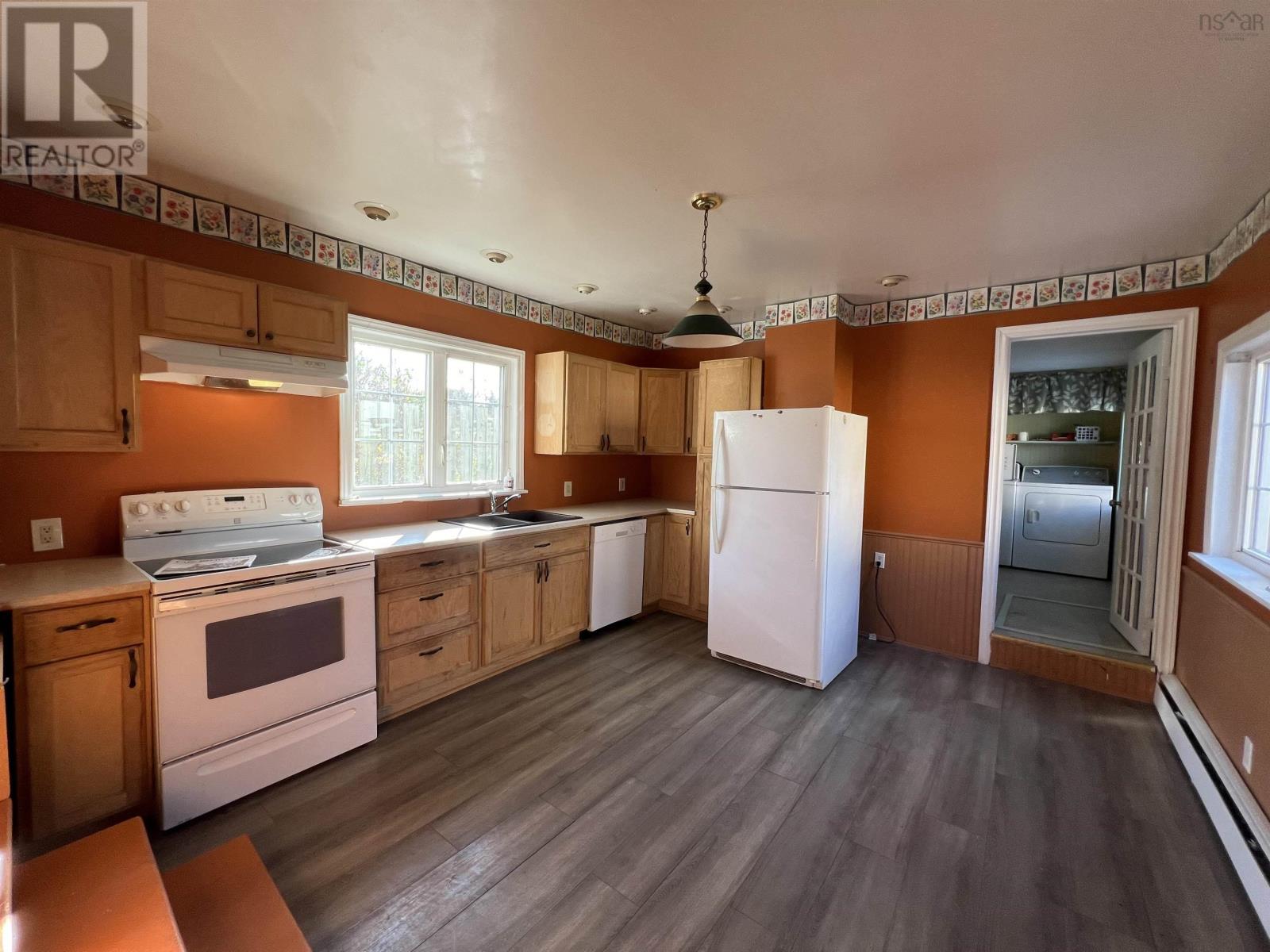 30 Guy Street, Sydney Mines, Nova Scotia B1V2N6 REALTOR.ca