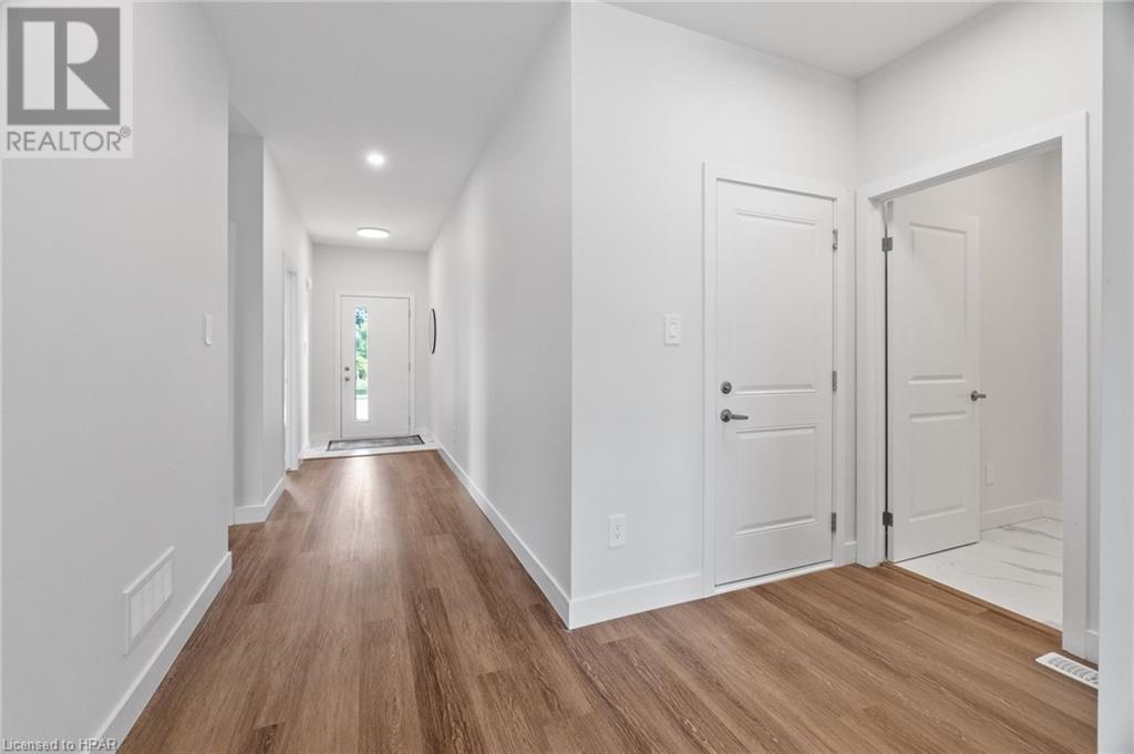 For sale 175 ELGIN Avenue E, Goderich, Ontario N7A1K7 40452588