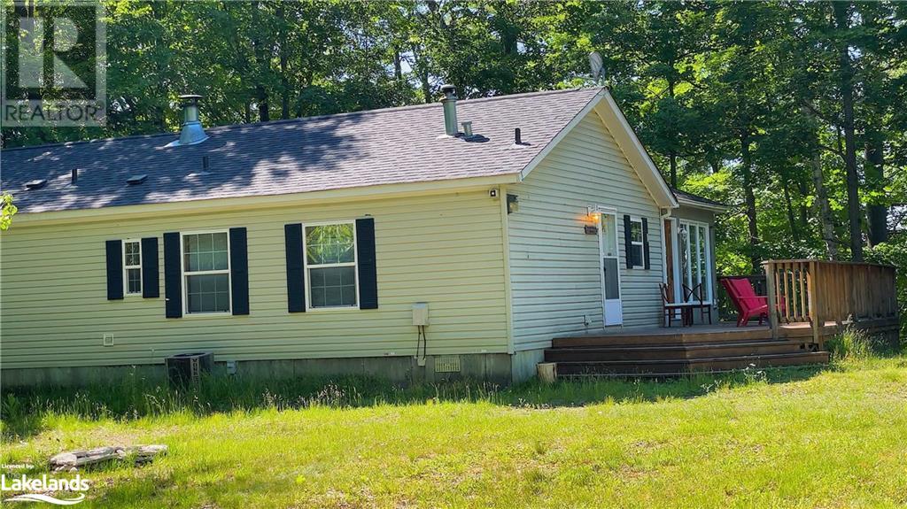 For sale 1005 MURRAYS Road, Haliburton, Ontario K0M1S0 40517382