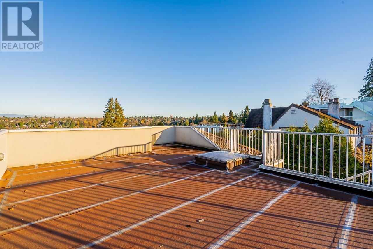 For sale 4723 PUGET DRIVE, Vancouver, British Columbia V6L2W2