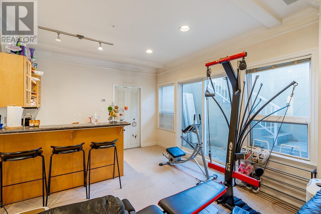 For sale 4723 PUGET DRIVE, Vancouver, British Columbia V6L2W2