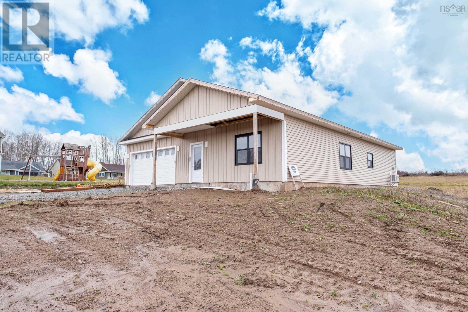 For sale 144 Fuller Street, Hants Border, Nova Scotia B0P1P0