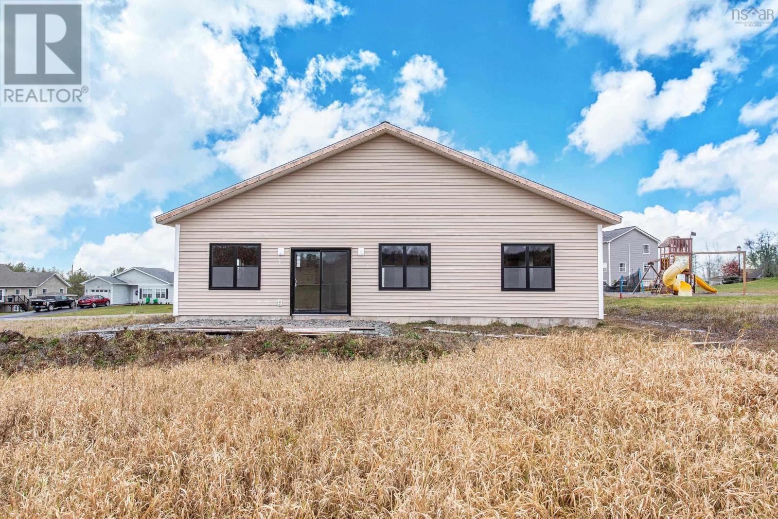 For sale 144 Fuller Street, Hants Border, Nova Scotia B0P1P0