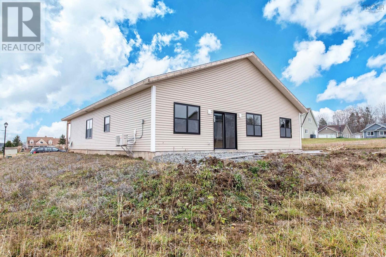 For sale 144 Fuller Street, Hants Border, Nova Scotia B0P1P0