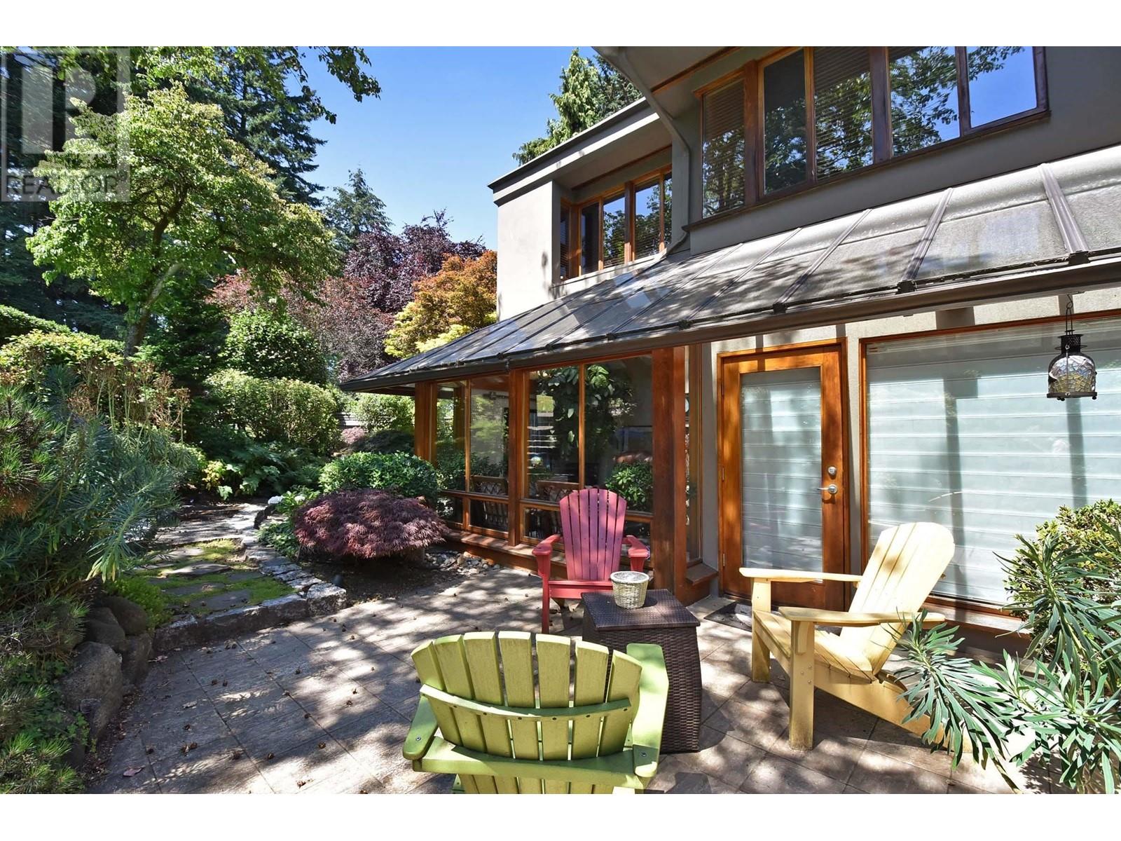 For sale 4635 DRUMMOND DRIVE, Vancouver, British Columbia V6R1E8