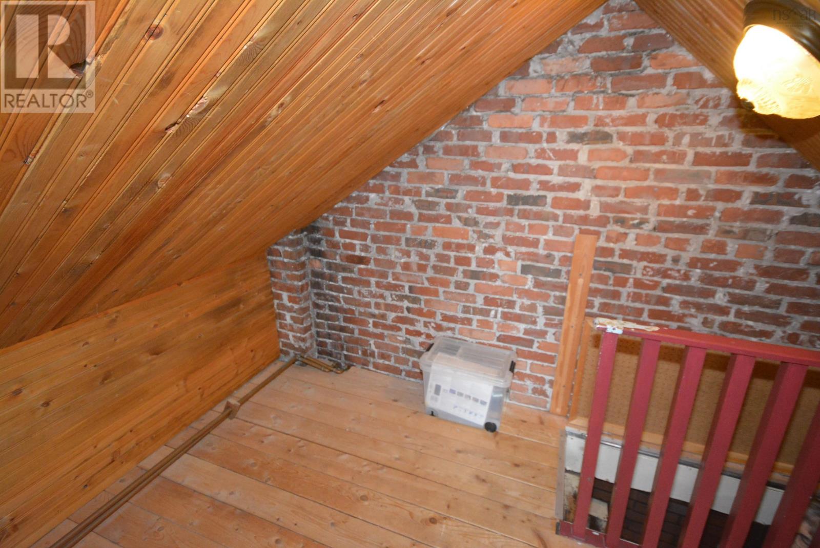 For sale 6347 Summit Street, Halifax, Nova Scotia B3L1R8 202323867