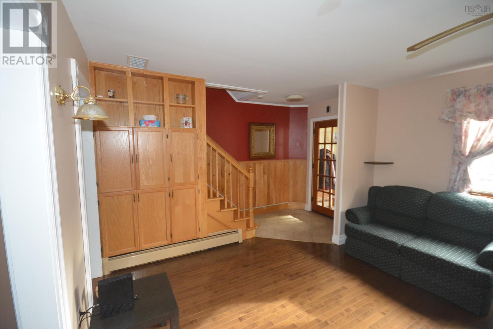 For sale 6347 Summit Street, Halifax, Nova Scotia B3L1R8 202323867