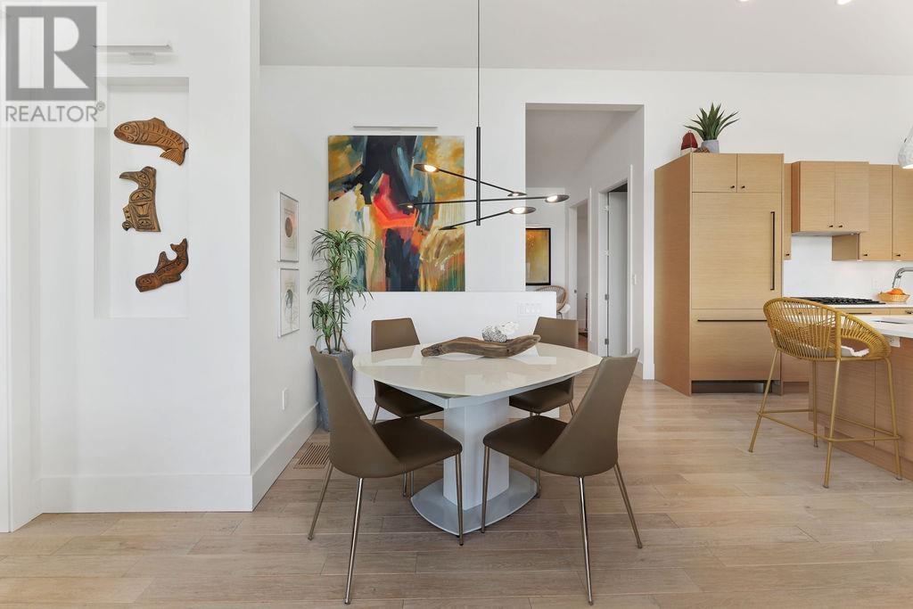 For sale 502 SPYGLASS PLACE, Gibsons, British Columbia V0N1V0