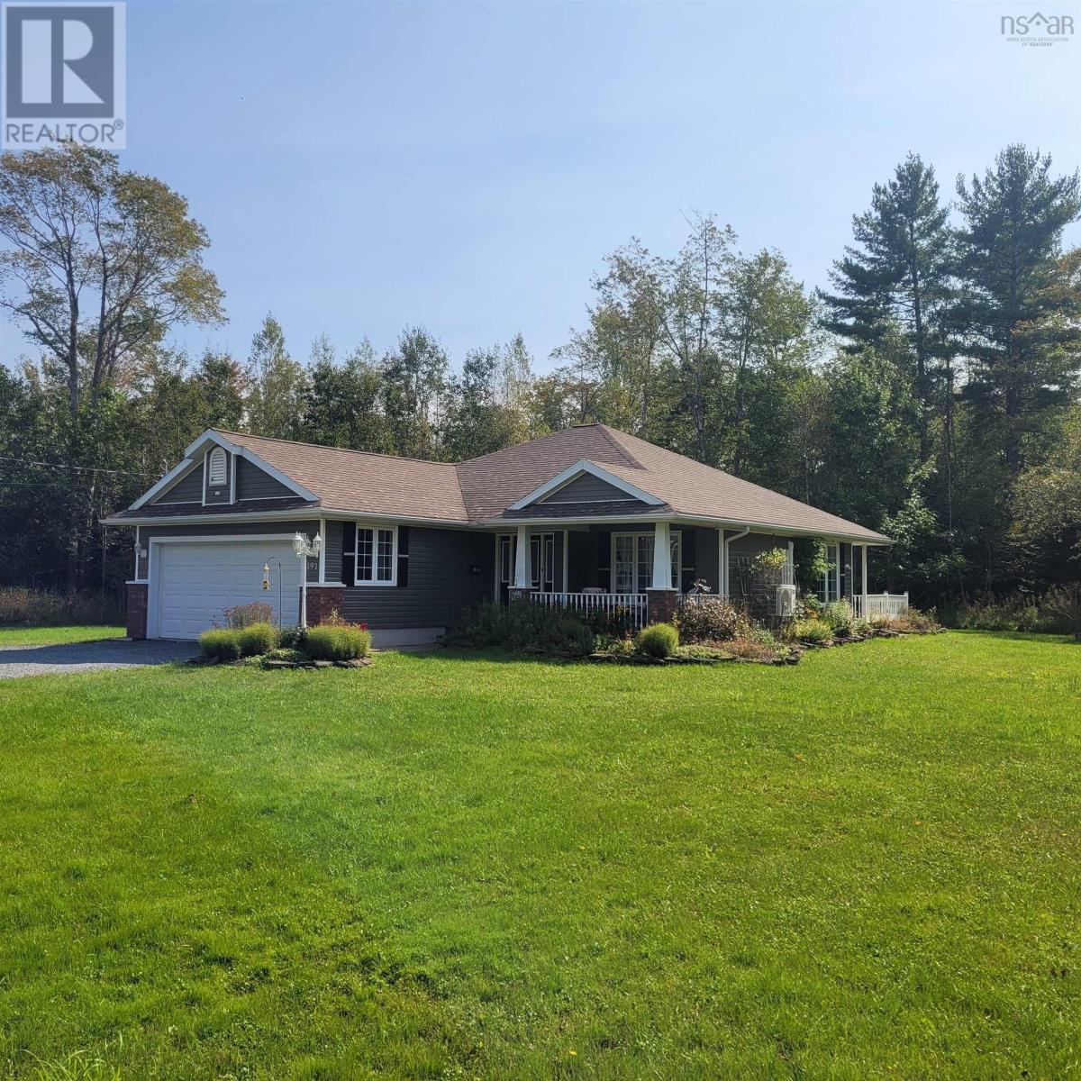 197 Kitchener Street, Stewiacke, Nova Scotia B0N2J0 REALTOR.ca