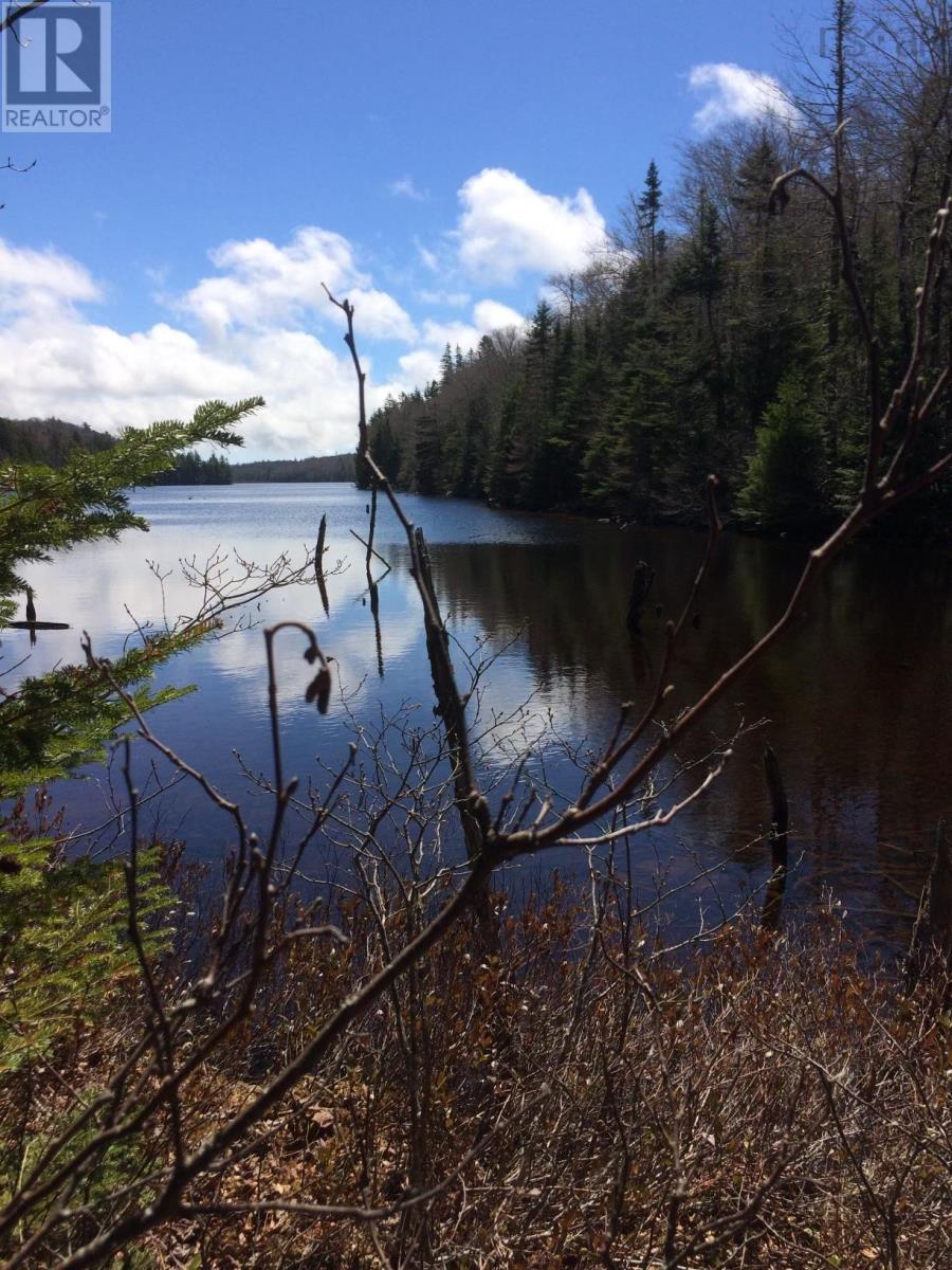 For sale 409 Highway 224, Sheet Harbour, Nova Scotia B0J3B0