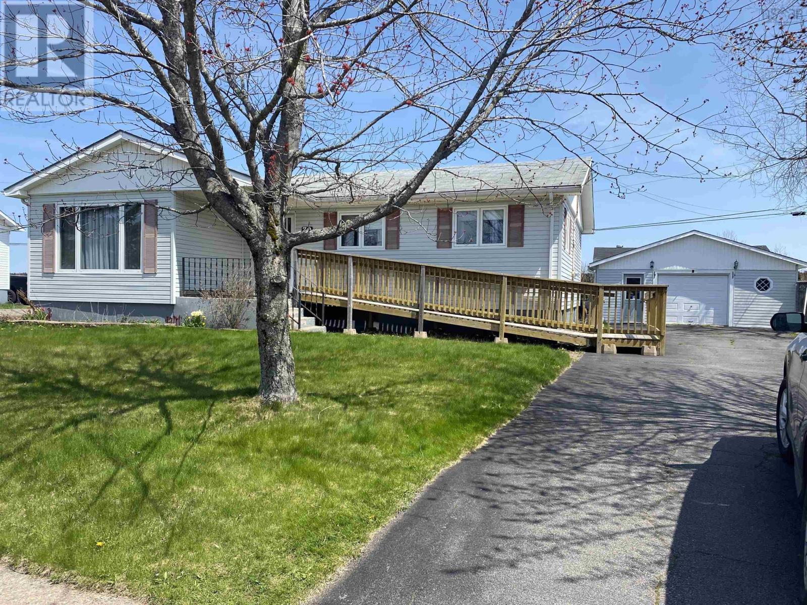 30 Summit Drive, Port Hawkesbury, Nova Scotia B9A2Z9 REALTOR.ca