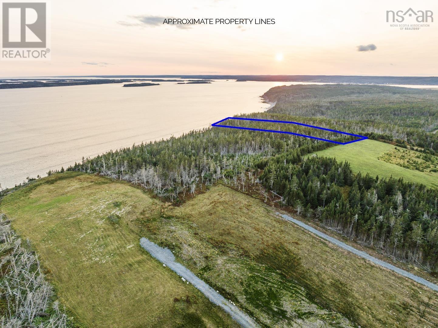 For sale Lot Upper Kingsburg Road, Upper Kingsburg, Nova Scotia B0J2X0