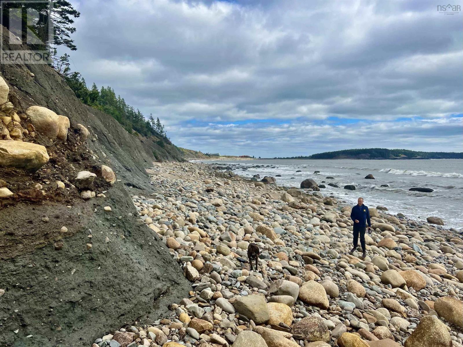 For sale Lot Upper Kingsburg Road, Upper Kingsburg, Nova Scotia B0J2X0