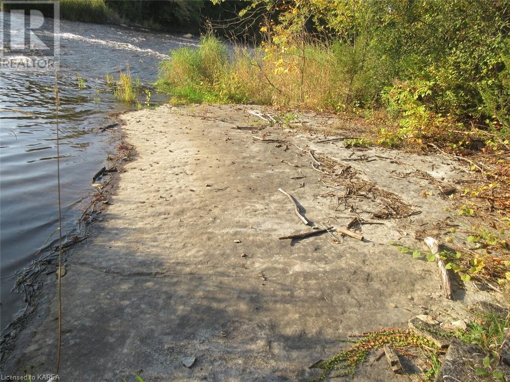 For sale 0 SALMON RIVER Road, Roblin, Ontario K0K2W0 40520332