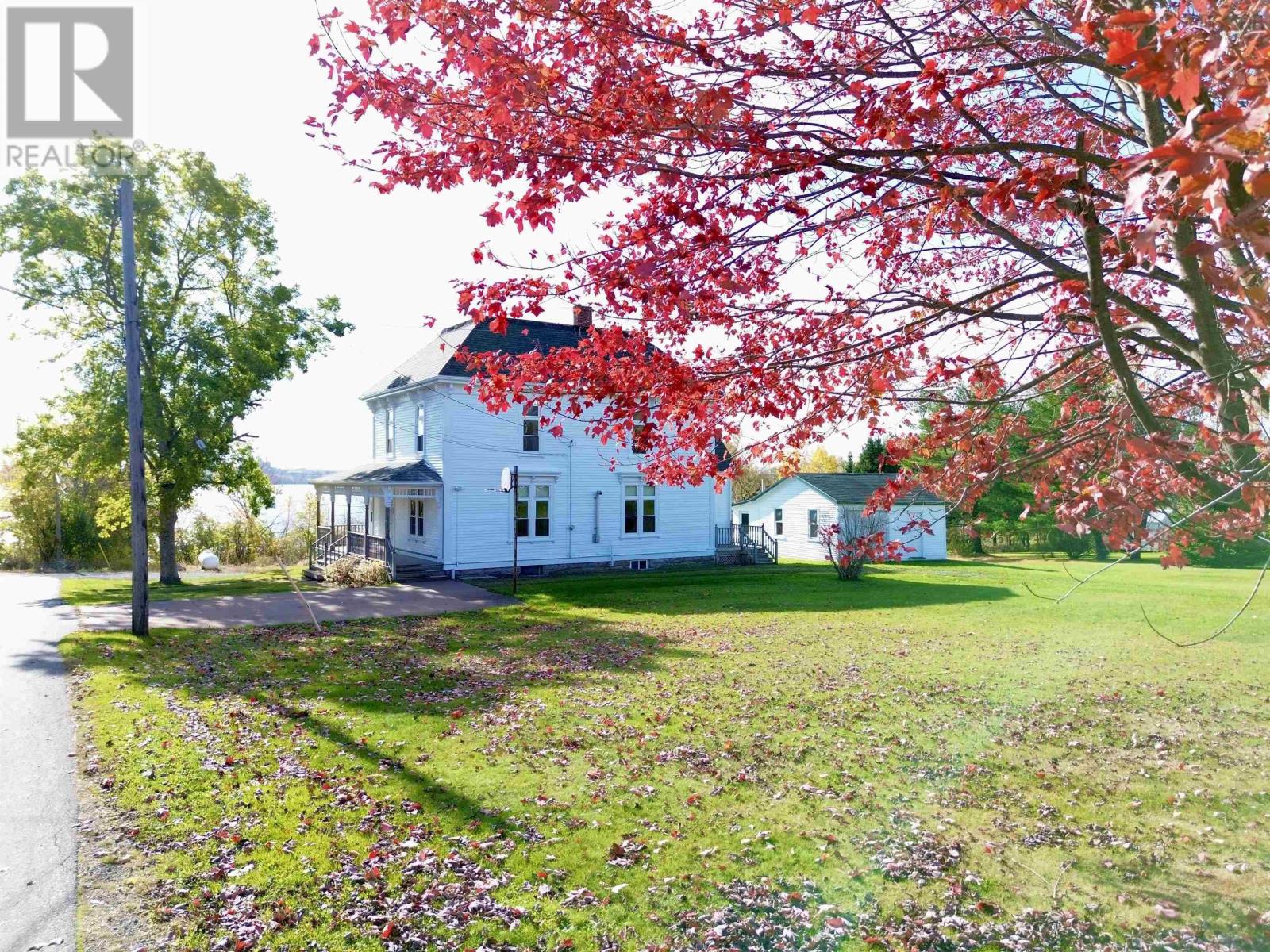 For sale 25 West Cottage Street, Pictou, Nova Scotia B0K1H0