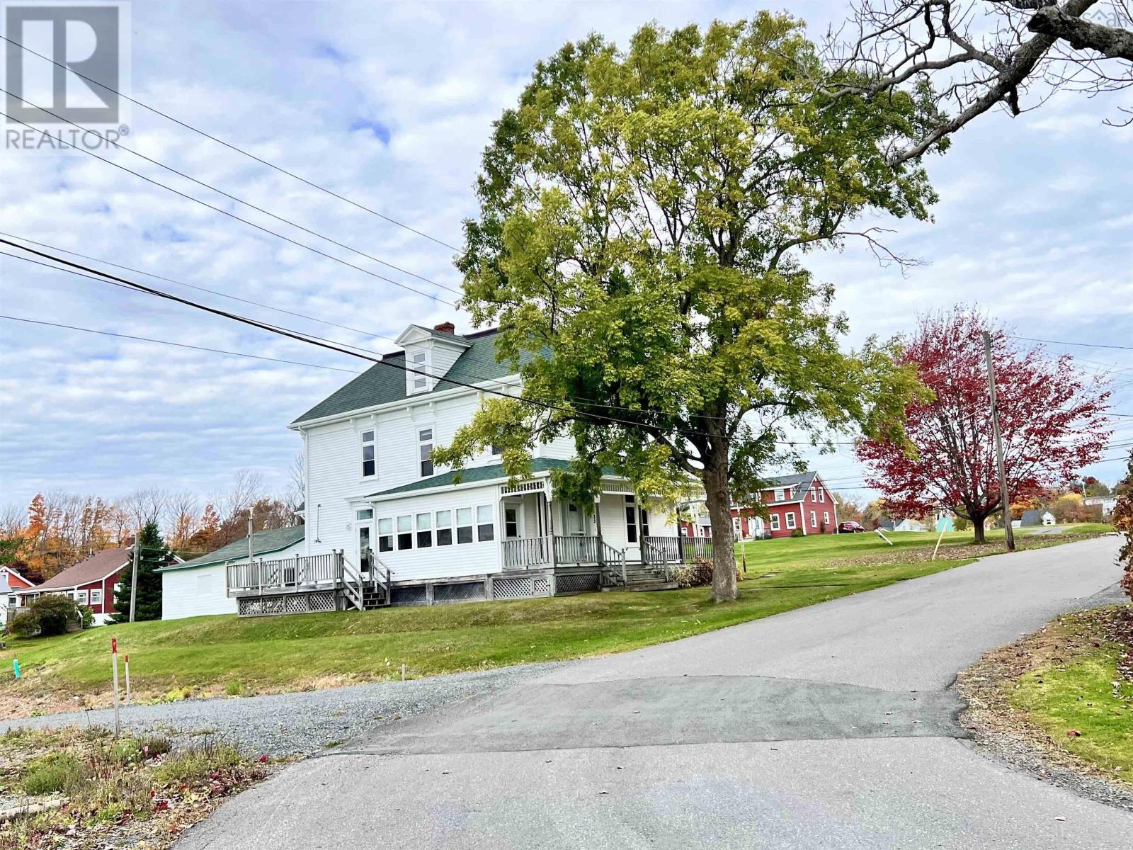 For sale 25 West Cottage Street, Pictou, Nova Scotia B0K1H0