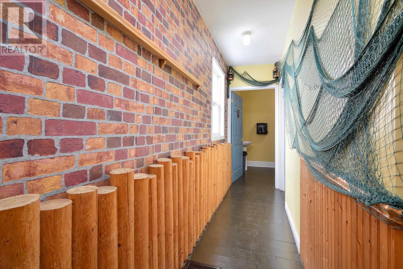 For sale 14925 Cabot Trail Road, Chéticamp, Nova Scotia B0E1H0