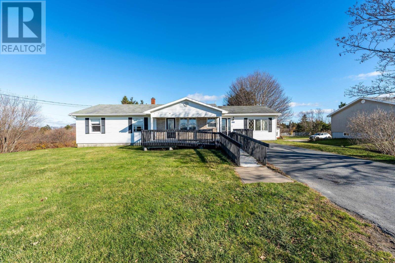 For sale 305 Peter Dugas Road, Meteghan, Nova Scotia B0W2J0