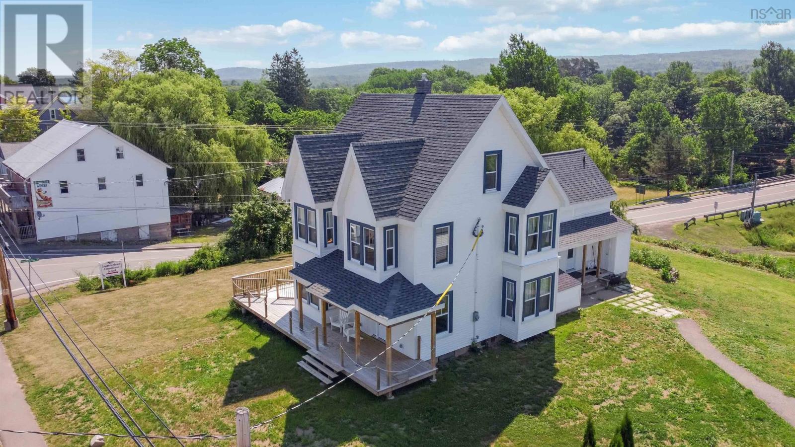 For sale 510 Main Street, Lawrencetown, Nova Scotia B0S1M0 202325285