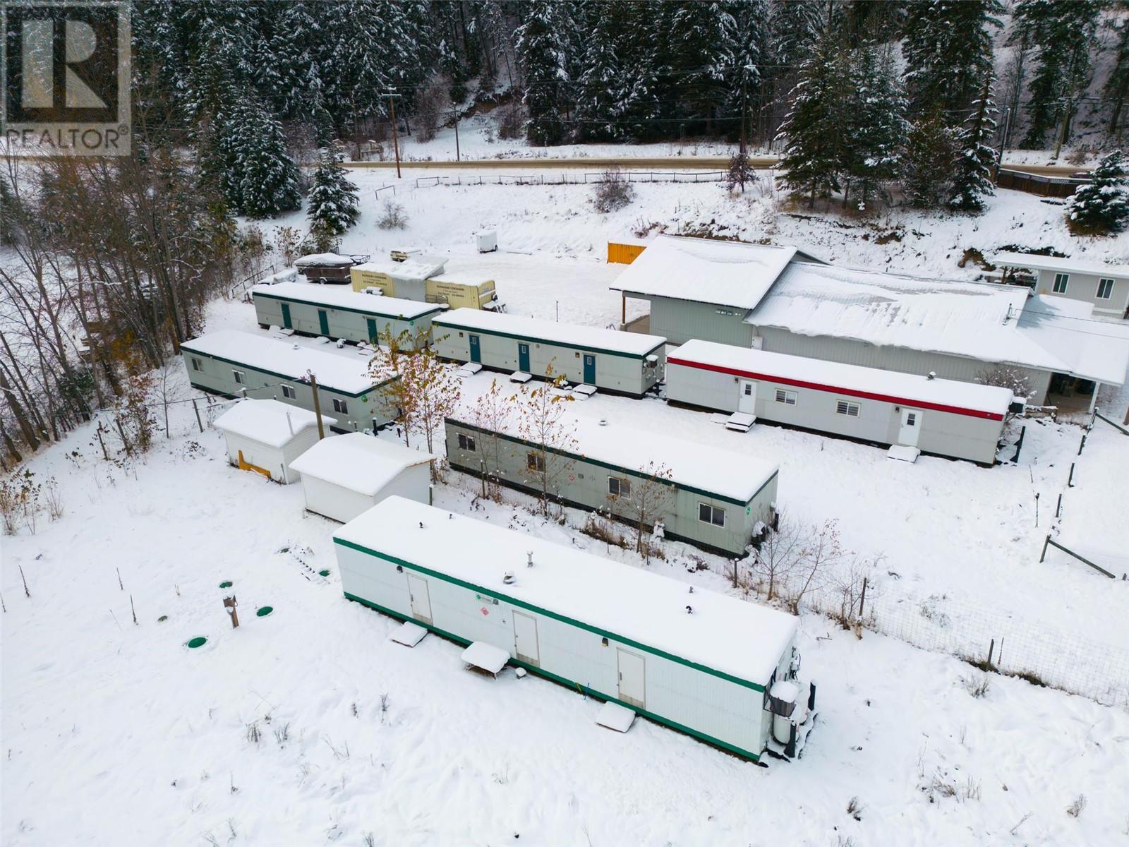 For sale 991 Salmon River Road, Salmon Arm, British Columbia V1E3G3