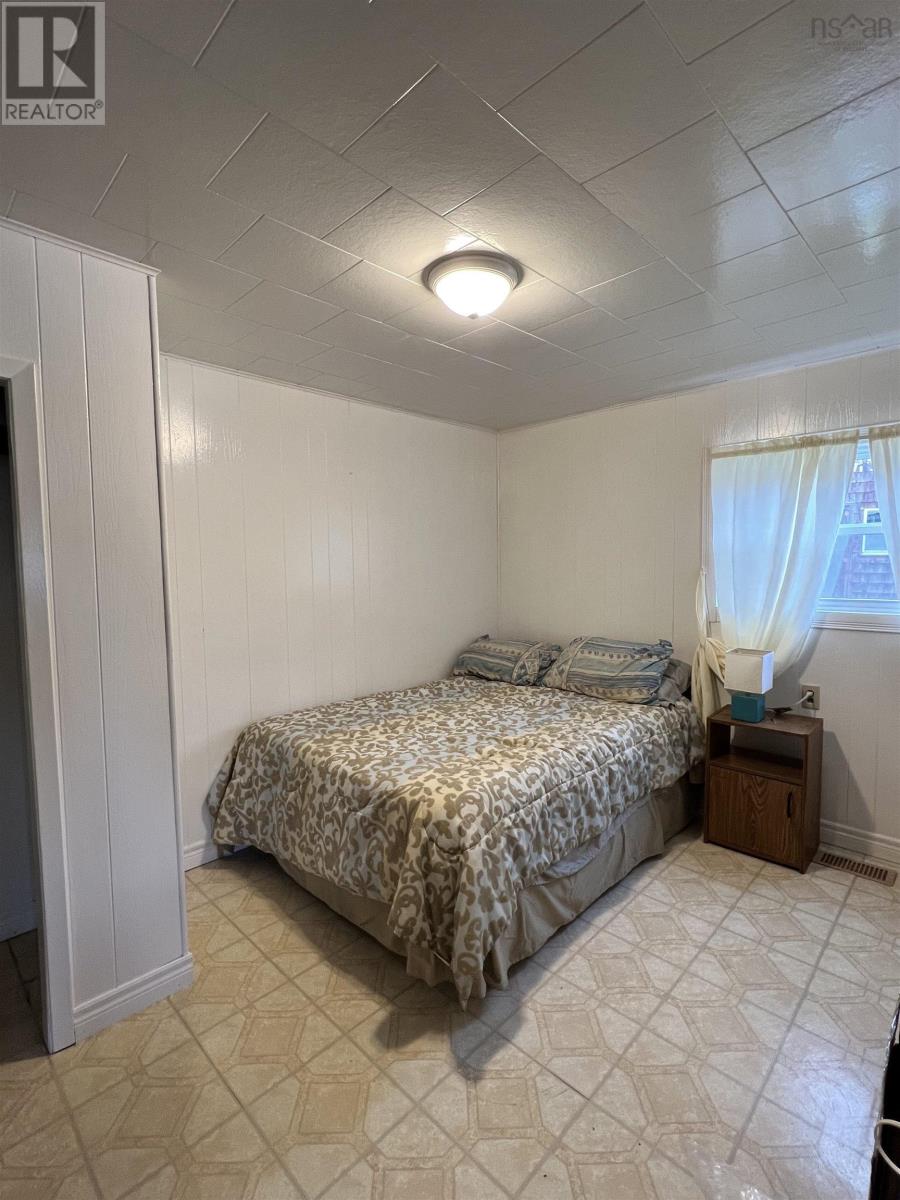 For sale 22 Beach View Drive, Port Bickerton, Nova Scotia B0J1A0 202226713 REALTOR.ca