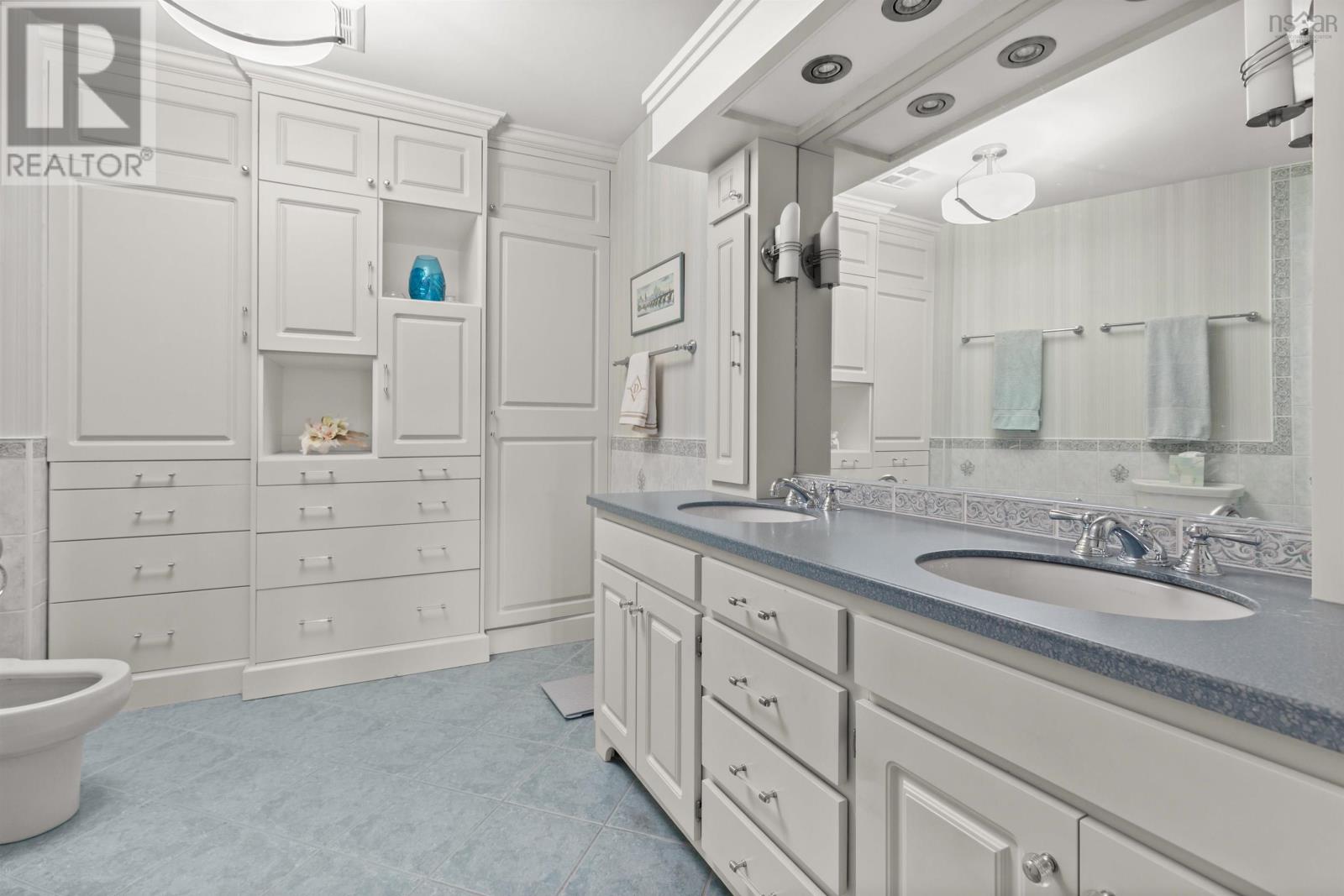 13 6770 Jubilee Road, Halifax, Nova Scotia B3H2H8 REALTOR.ca