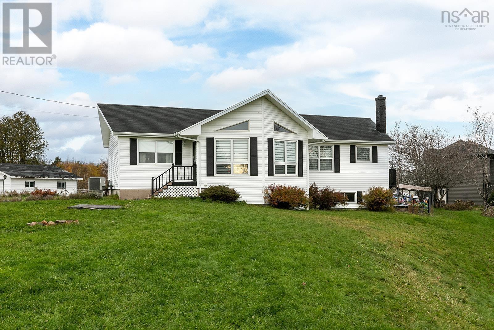 4589 Highway 7, Porters Lake, Nova Scotia B3E1K1 REALTOR.ca