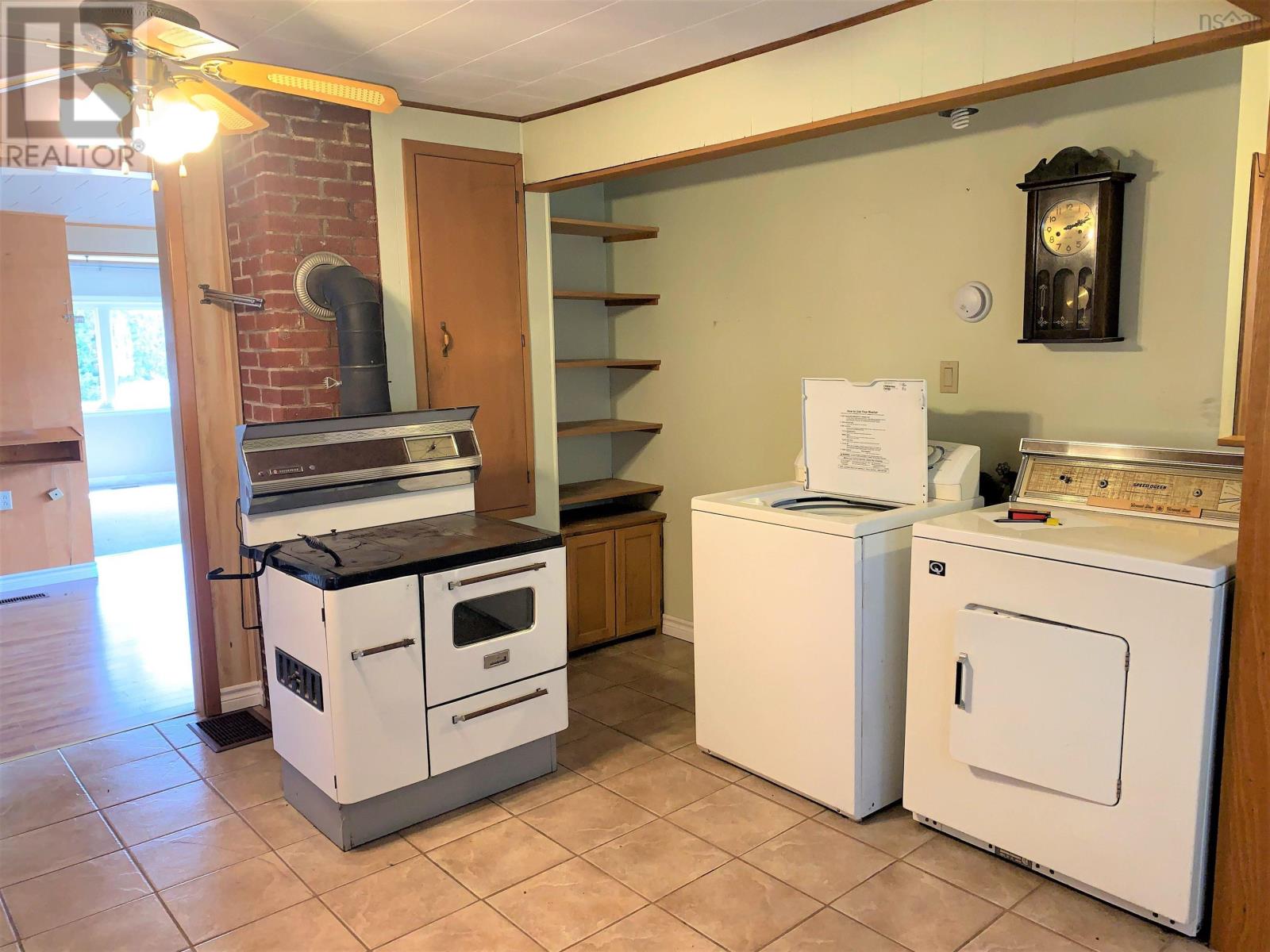 For sale 368 Hwy209 Highway, Apple River, Nova Scotia B0M1A0