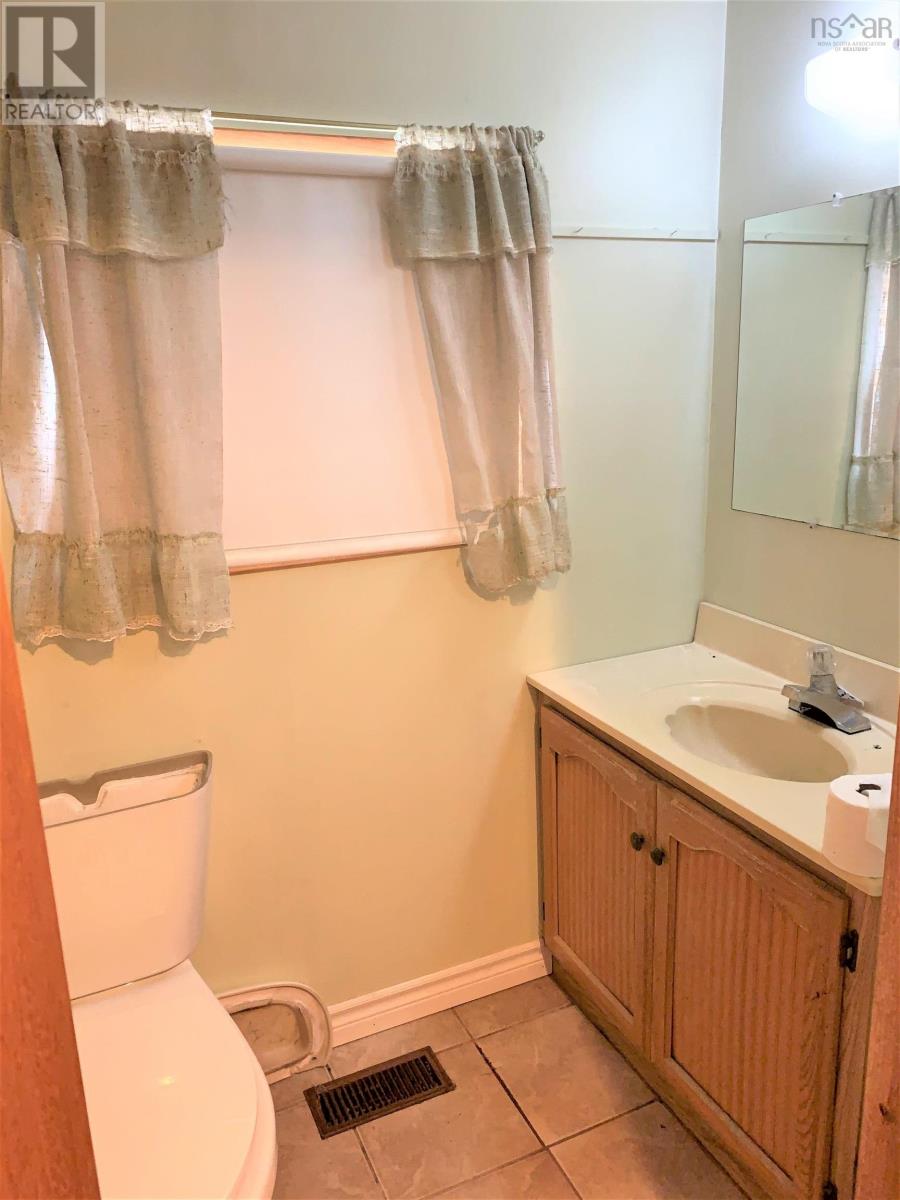 For sale 368 Hwy209 Highway, Apple River, Nova Scotia B0M1A0