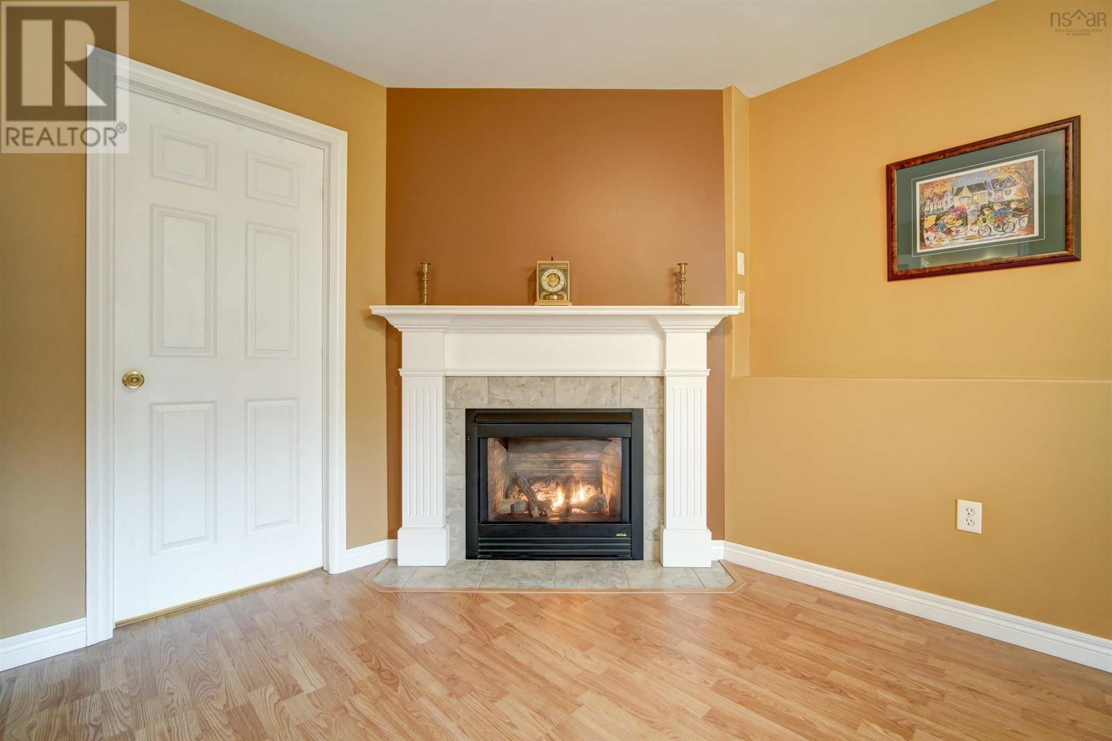 20 Bramsbury Lane, Stillwater Lake, Nova Scotia B3Z3Z6 REALTOR.ca