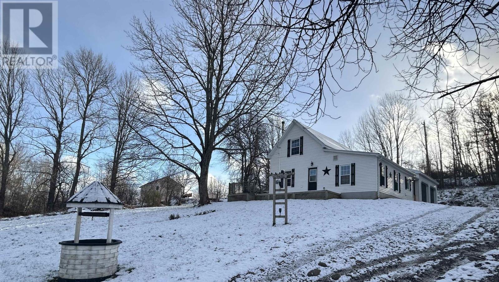 For sale 171 Willow Street, Hants Border, Nova Scotia B0P1P0