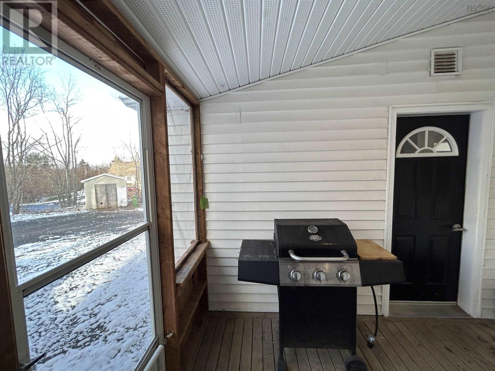 For sale 171 Willow Street, Hants Border, Nova Scotia B0P1P0