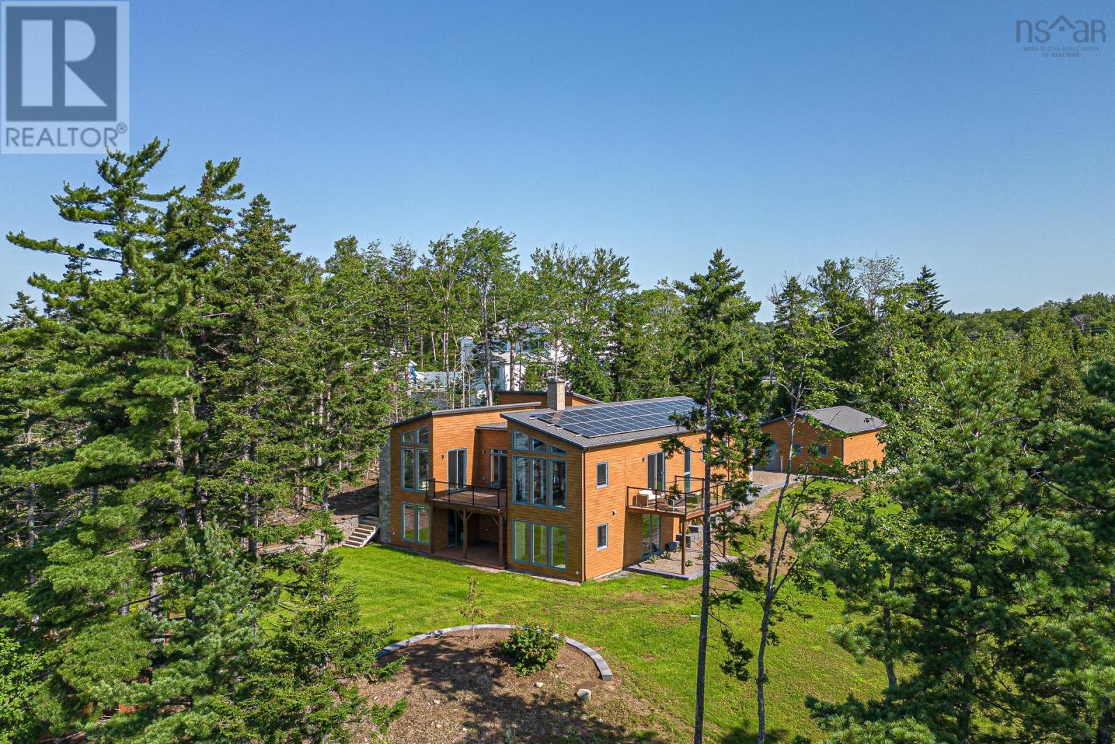 For sale 200 McCabe Lake Drive, Middle Sackville, Nova Scotia B4E0M8