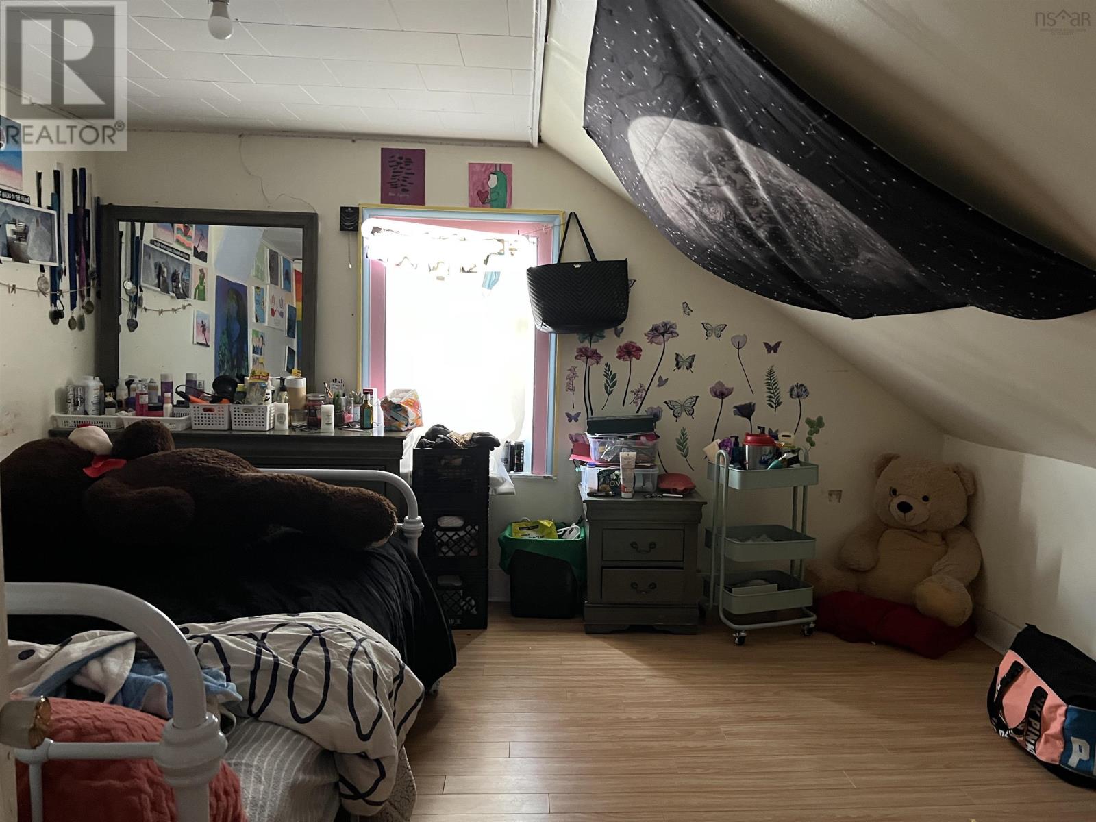 For sale 42 Vancouver Street, Yarmouth, Nova Scotia B5A4A9 202316550