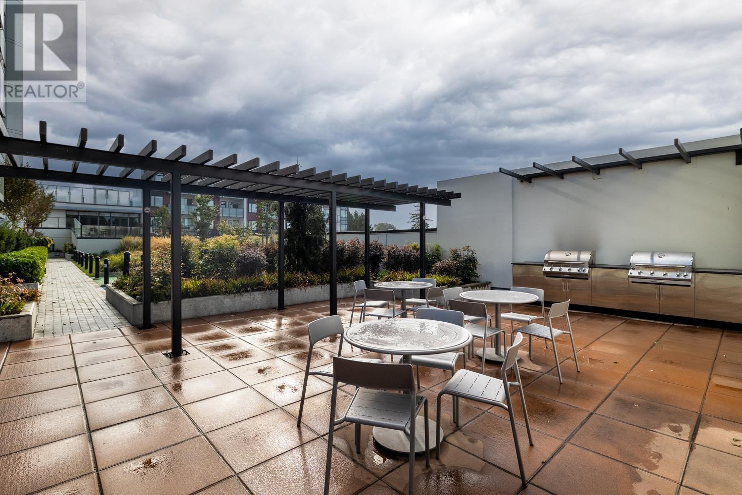 For sale 304 1471 HUNTER STREET,