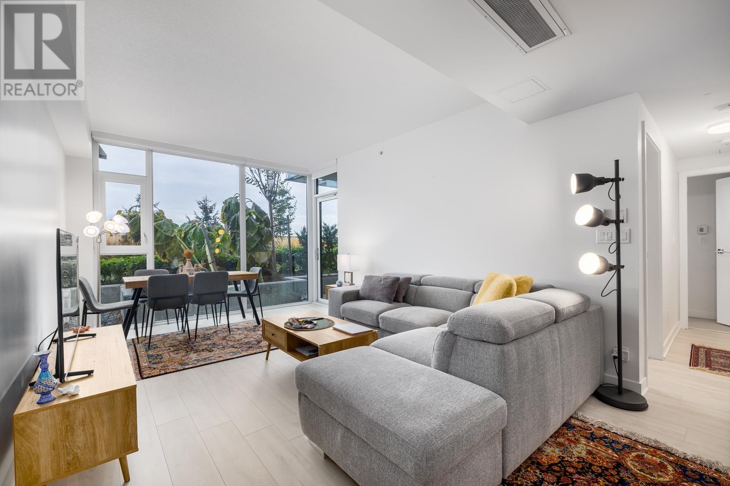 For sale 304 1471 HUNTER STREET,