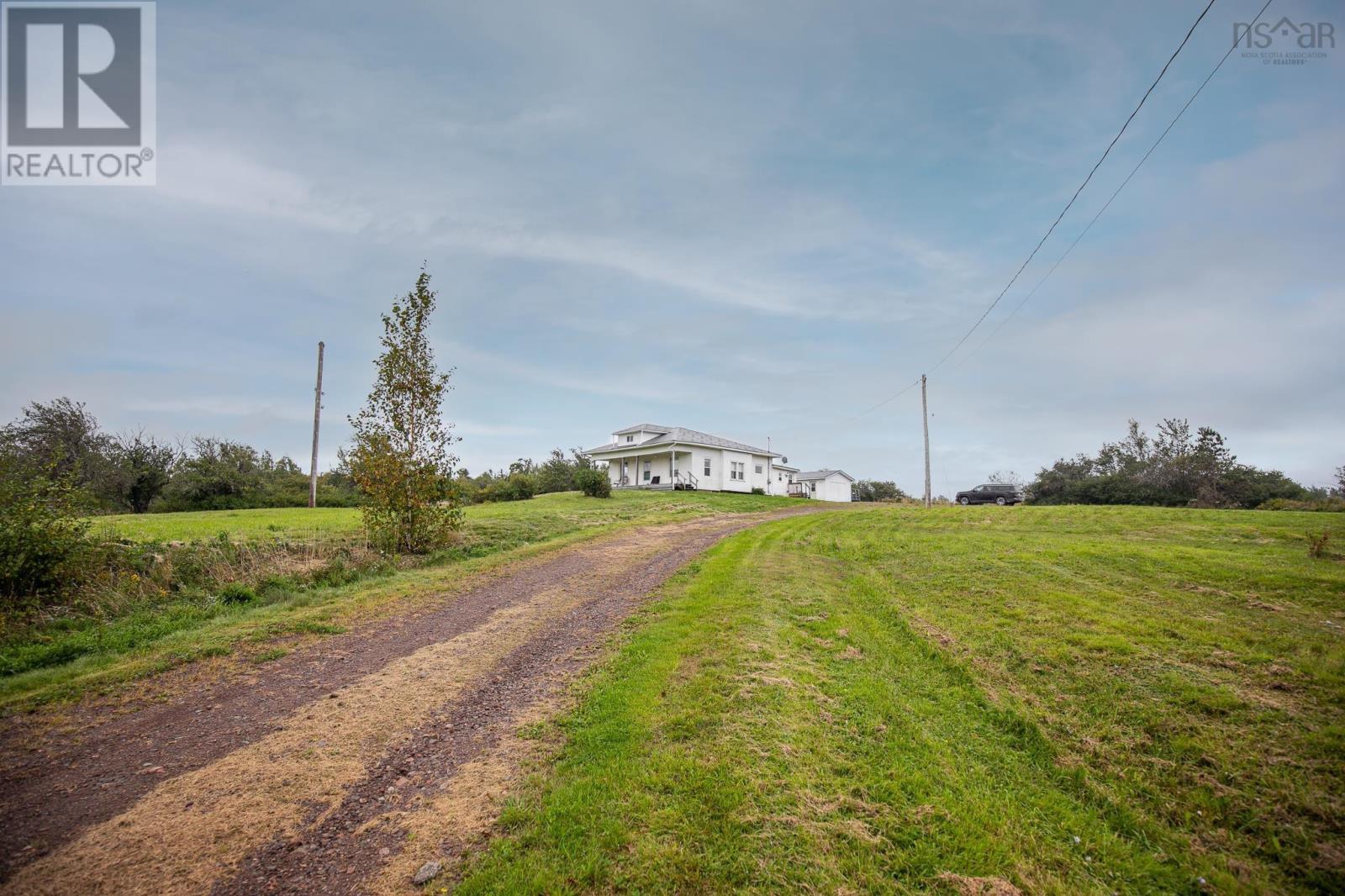 For sale 1760 Lower Maccan Road, Lower Maccan, Nova Scotia B0L1B0