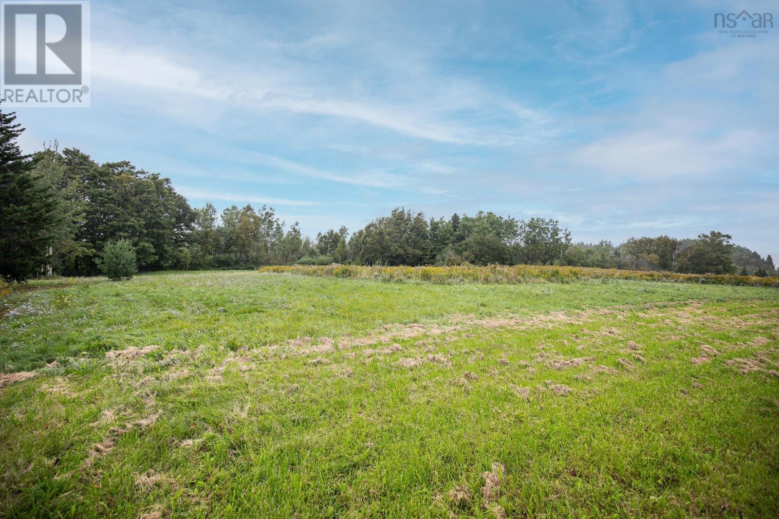 For sale 1760 Lower Maccan Road, Lower Maccan, Nova Scotia B0L1B0