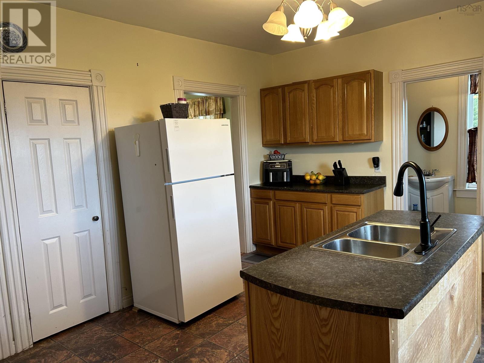 For sale 5006 Highway 7, Nova Scotia B0J2A0 202324057