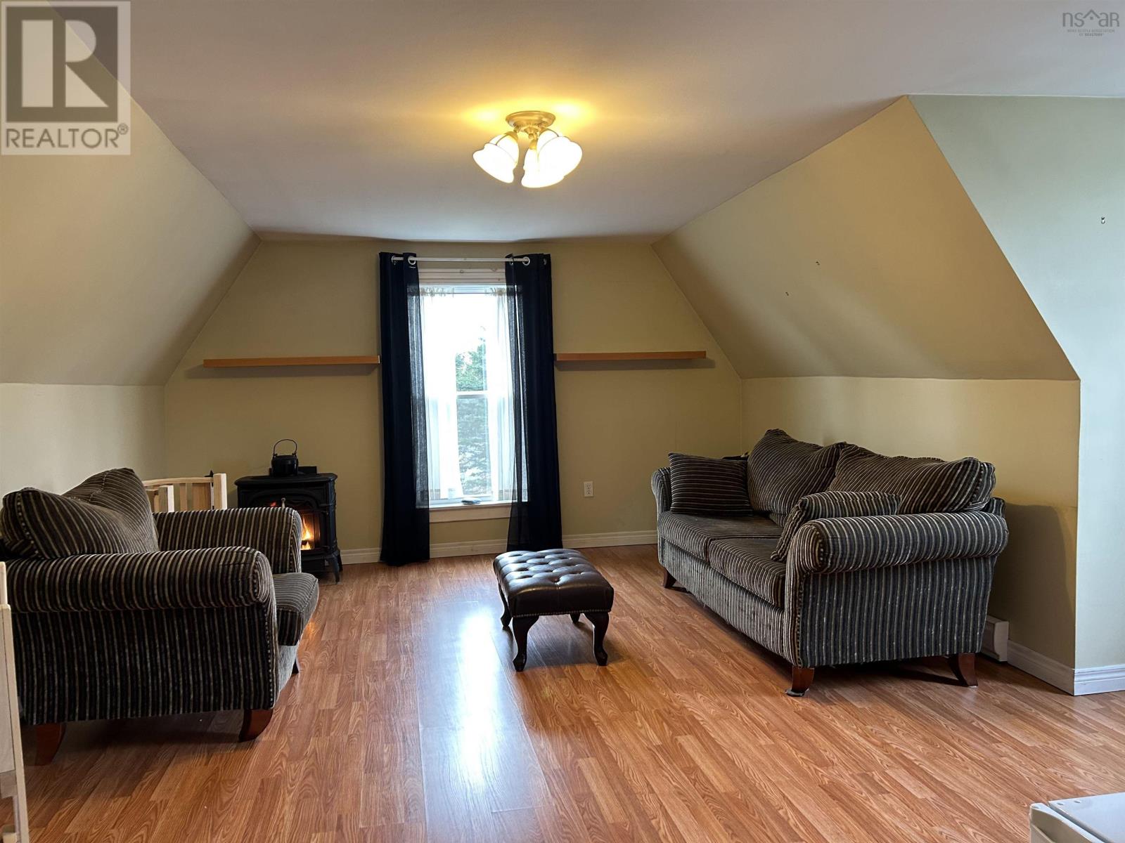 For sale 5006 Highway 7, Nova Scotia B0J2A0 202324057