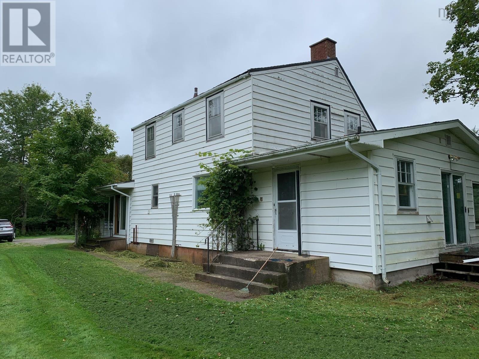 For sale 265 Salmon River Road, Valley, Nova Scotia B6L4E6 202321840