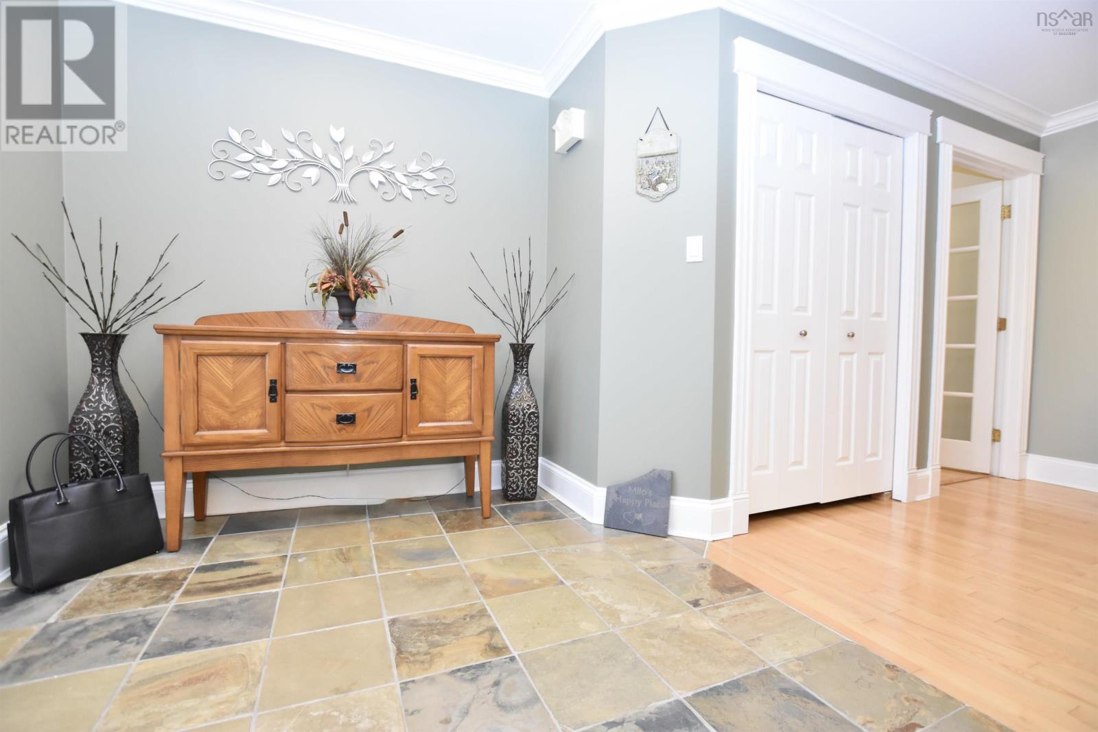 42 Forest Glade Drive, Hatchet Lake, Nova Scotia B3T1R7 REALTOR.ca