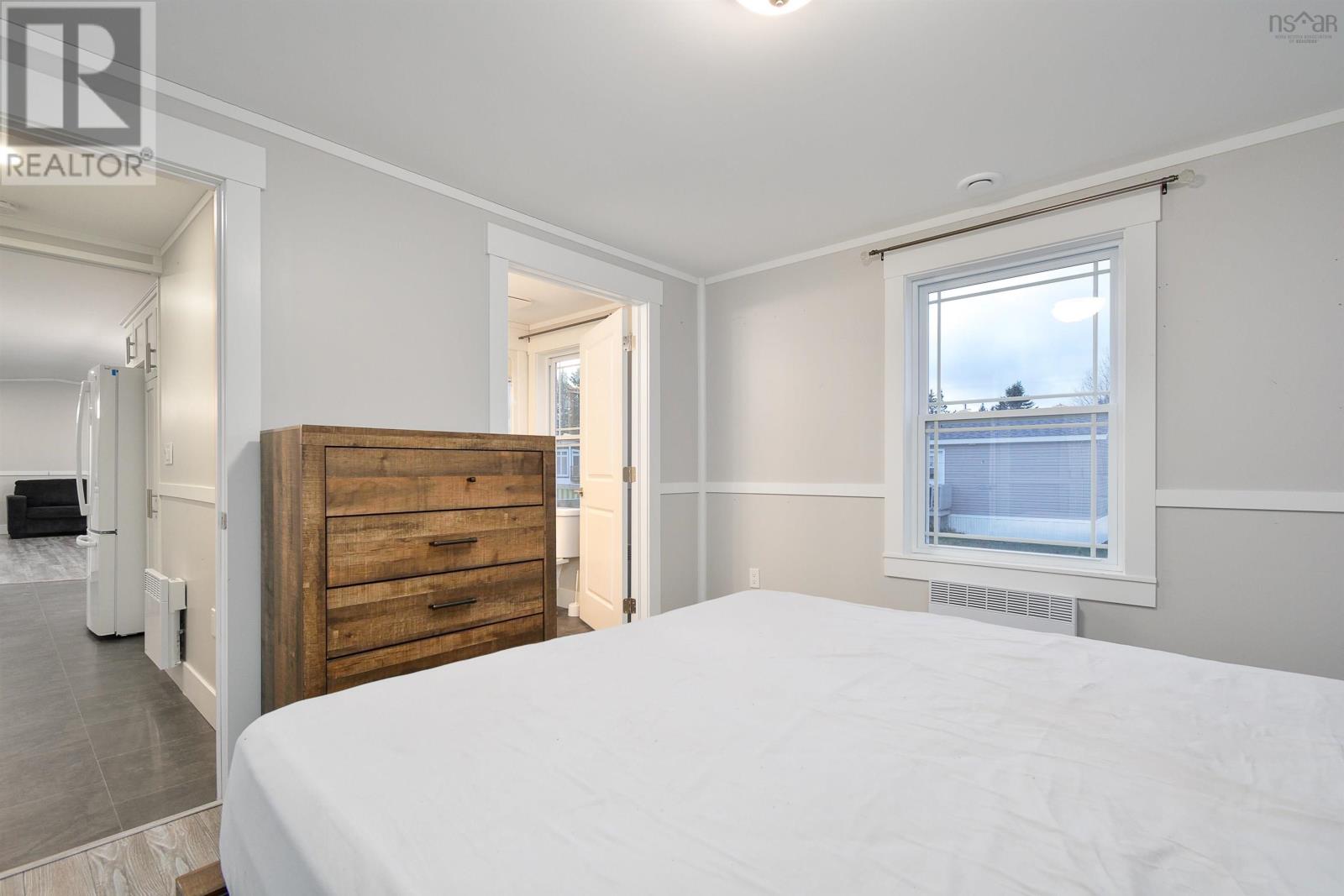 For sale 36 SECOND Street, Howie Centre, Nova Scotia B1L1C9